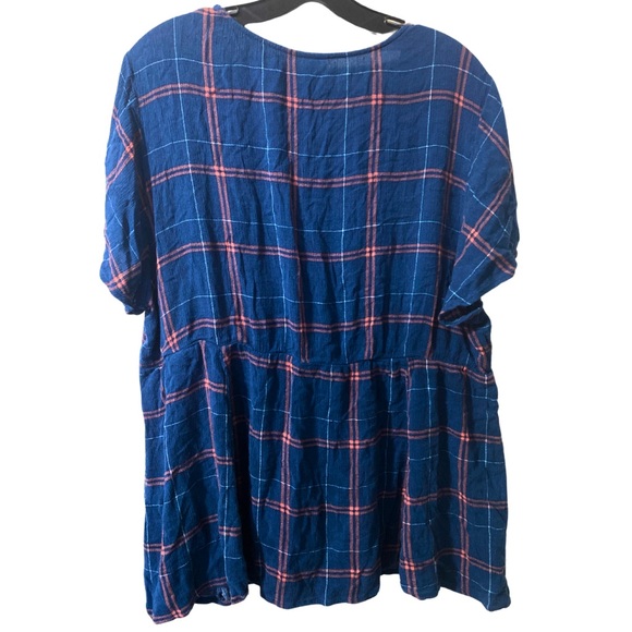 Torrid Babydoll Crinkle Gauze Crochet Inset Lace Up Top - Picture 3 of 4